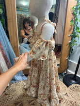 Load image into Gallery viewer, RTS Ready to ship kids two piece crinkle Daisy dress