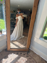 Load image into Gallery viewer, Ready to ship sample sake embroidery dress with corset