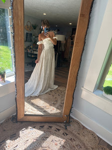 Ready to ship sample sake embroidery dress with corset