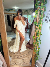 Load image into Gallery viewer, Middle sized poetry dress larger size medium to XL Light ivory