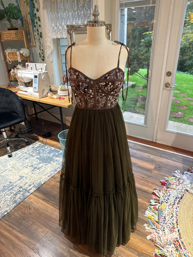 (Dark olive bottom ) preorder allow 2 weeks hand dyed Hey Babe dress lined