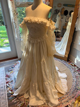 Load image into Gallery viewer, Ready to ship sample sale New style! The Verily dress in linen, cotton, lace ivory fits sm-large (lace sleeves detach)