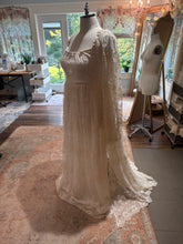 Load image into Gallery viewer, Ready to ship oh lover plus size 2-3x dress lace