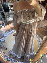 Load image into Gallery viewer, Sale ready to ship Frolick with ruffle shoulders
