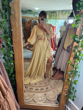 Load image into Gallery viewer, Ready to ship sand chiffon music two piece reclamation dress