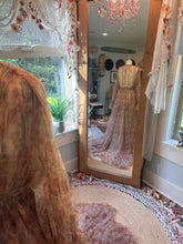 Load image into Gallery viewer, Ready to ship soft mesh tulle daisy print robe