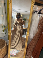 Load image into Gallery viewer, Ready to ship sale oh lover tan brown with 3/4 sleeve