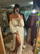 Load image into Gallery viewer, Preorder Speak To Me creamy Ivory two piece 6 to 8 week