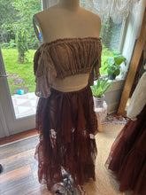 Load image into Gallery viewer, Ready to ship sale two skirt and two tops
