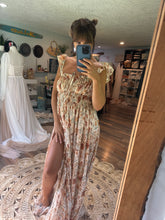 Load image into Gallery viewer, Preorder allow 6-8 week -Always and Forever dress in Daisy crinkle