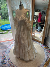 Load image into Gallery viewer, Sample sale Opaline embroidery cotton ready to ship ivory (shorter sleeve version)