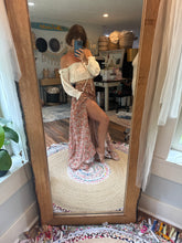 Load image into Gallery viewer, Three tops with one skirt deal