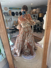 Load image into Gallery viewer, Poetry two piece Daisy crinkle print on sale ready to ship d/c retired fabric
