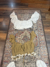 Load image into Gallery viewer, (Ready to ship ) Tops for Dayana