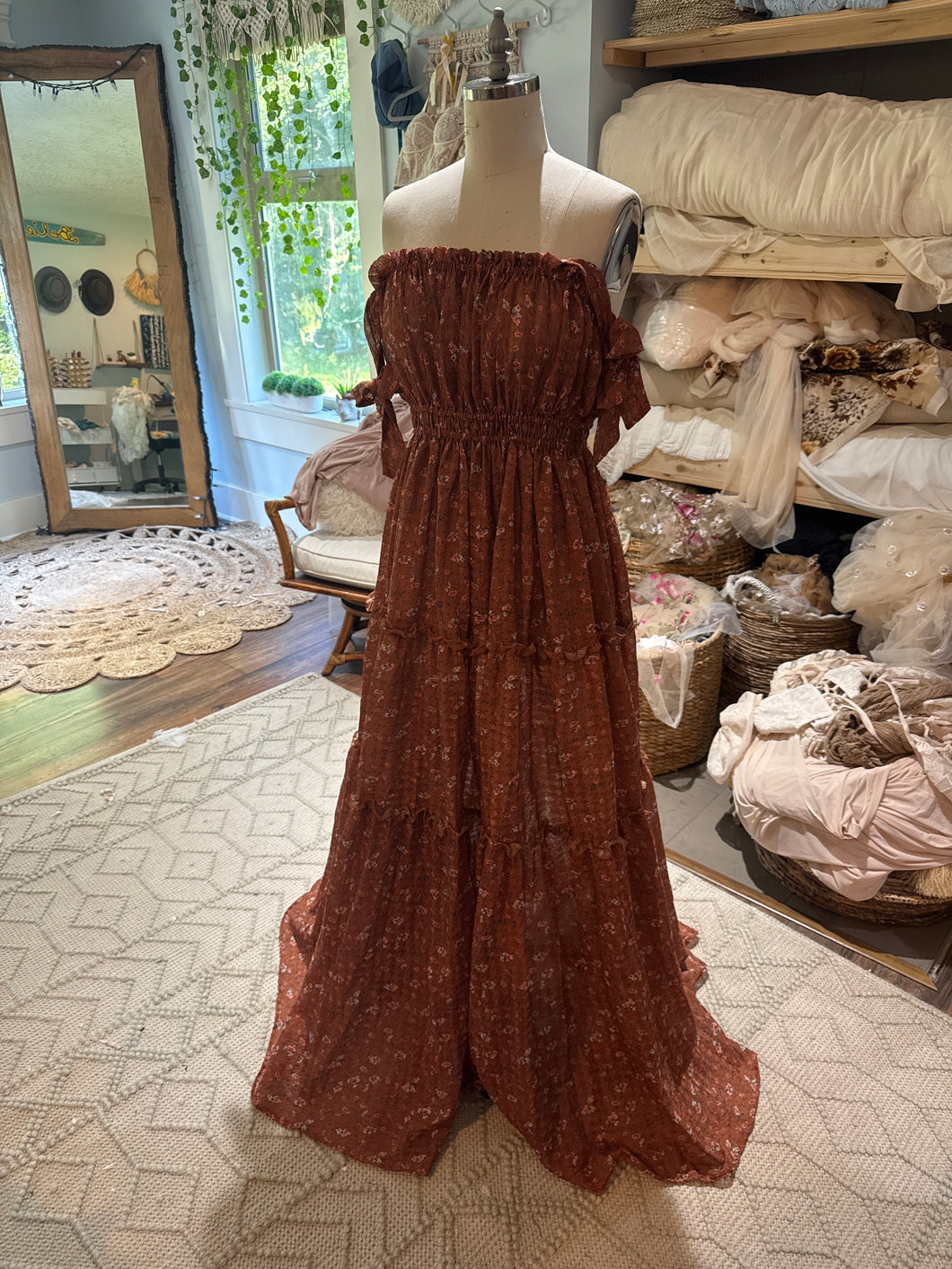 Preorder allow 6-8 week you glow girl sleeveless rusty brown crinkle floral dress