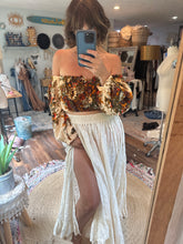 Load image into Gallery viewer, Ready to ship mega good sale three tops two skirts deal