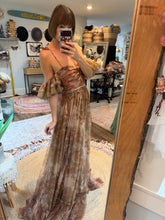 Load image into Gallery viewer, Two piece poetry dress in  vintage lovers print and extra top