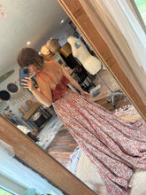 Load image into Gallery viewer, Three tops with one skirt deal