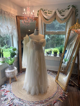 Load image into Gallery viewer, Ready to ship sample sale Ivory love bird dress with tulle and cotton lining