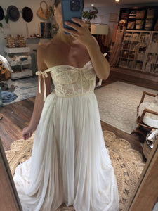 Preorder allow 4 -6 weeks The We Belong Together lace and tulle gown with detachable sleeves