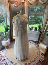Load image into Gallery viewer, Ready to ship sale two skirt one top dress set