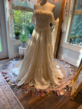 Load image into Gallery viewer, Ready to ship sample sale New style! The Verily dress in linen, cotton, lace ivory fits sm-large (lace sleeves detach)