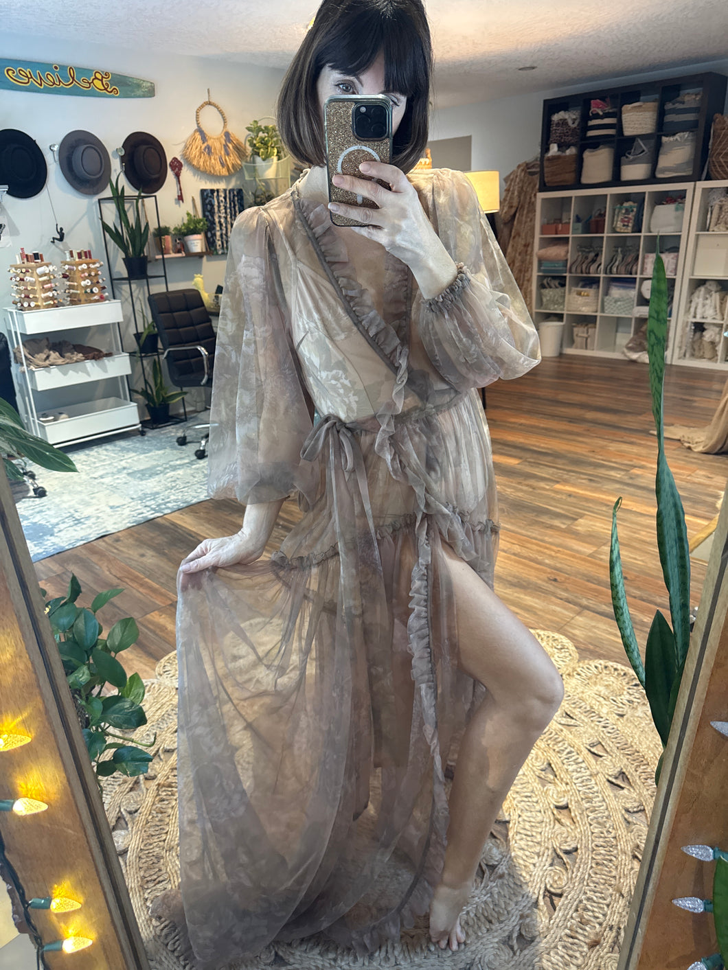 Kara robe peonies