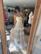 Load image into Gallery viewer, New - sample sale one of a kind sale Wander Dress in ivory linen cotton