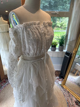 Load image into Gallery viewer, Ready to ship sale two skirt one top dress set