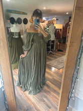 Load image into Gallery viewer, Preorder allow 6-8 week The Sugar Sugar dress olive linen cotton