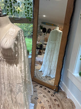 Load image into Gallery viewer, Ready to ship lace dress