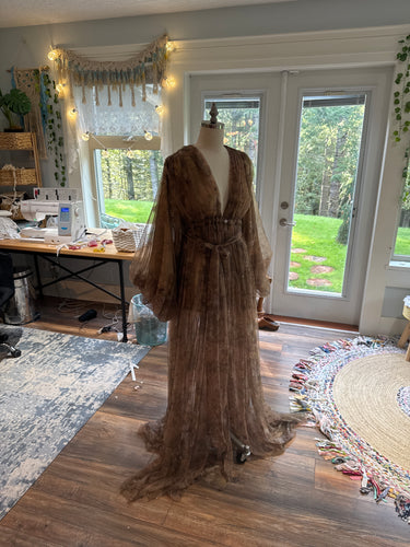 Sample sale robe fits petites xs-medium peonies print ready to ship