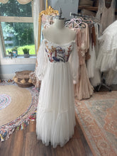 Load image into Gallery viewer, New style dress sample sale ready to ship