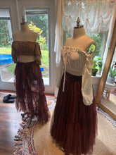 Load image into Gallery viewer, Ready to ship sale two skirt and two tops