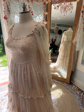 Load image into Gallery viewer, Sample sale new euphoria in extended size 2x/3x ready to ship