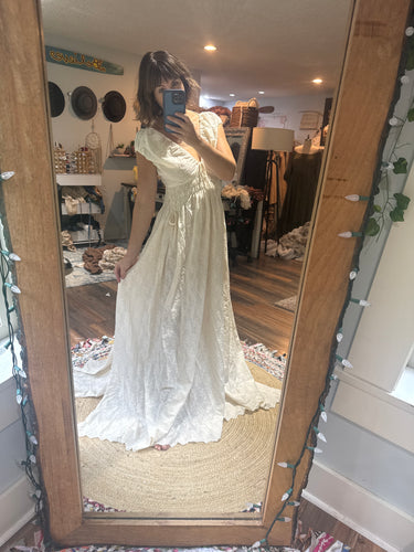 Sale Ready to ship new - Windswept dress in embroidery cotton ivory