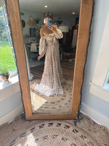 Kismet beige little florals two piece crinkle  dress preorder allow 6-8 week  (tie removable)