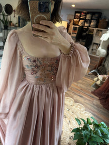 Pre-order customized one of a kind oh lover dress and coffee rose chiffon allow 6 to 9 weeks