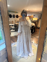 Load image into Gallery viewer, Ready to ship flash sale you glow girl crinkle tiny beige floral dress