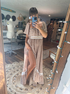 New style! Ready to ship Off To The Garden dress