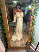 Load image into Gallery viewer, Preorder Speak To Me creamy Ivory two piece 6 to 8 week