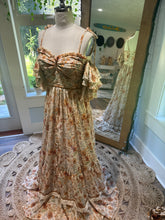 Load image into Gallery viewer, Preorder allow 6-8 week new style poetry Frolick hybrid dress Daisy crinkle