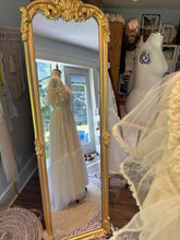 Load image into Gallery viewer, One of a kind Ready to ship sample sale Beatrice dress in tulle and lace lined in linen cotton