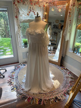 Load image into Gallery viewer, Sample sale One of a kind ready to ship satin/chiffon and lace dress size large/xl