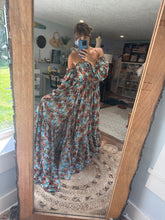 Load image into Gallery viewer, Two tops and a skirt ready to ship
