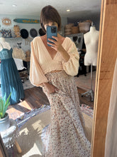 Load image into Gallery viewer, Ready to ship sale three top with skirt crinkle beige floral print