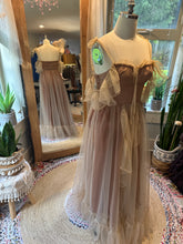 Load image into Gallery viewer, Poetry dress sale two tone style