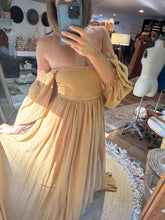 Load image into Gallery viewer, Oh lover dress updated new version ready to ship sale mustard