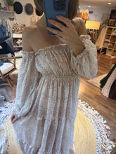 Load image into Gallery viewer, Ready to ship flash sale you glow girl crinkle tiny beige floral dress