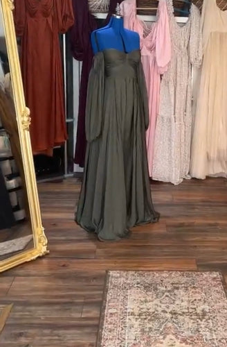 (Preorder ) A new day dress in Olive